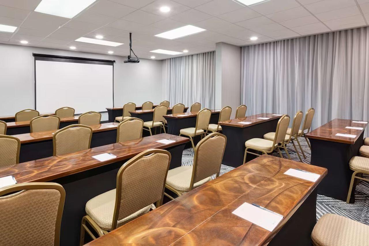 Radisson Hotel Nashville Airport Екстериор снимка