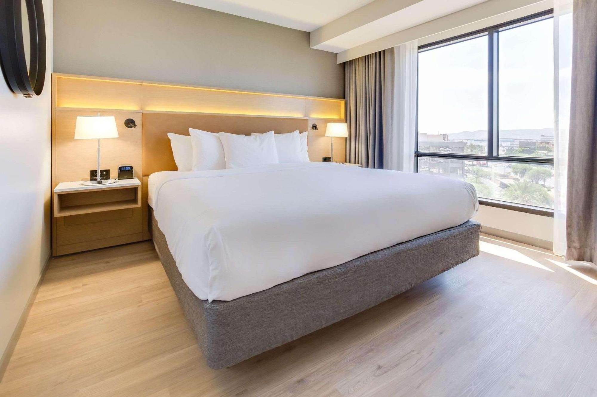 Radisson Hotel Nashville Airport Екстериор снимка
